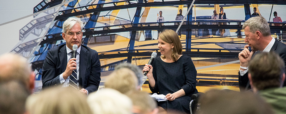 Podiumsdiskussion: „Polizei und Sicherheitsbehörden im Kampf gegen Kriminalität und Terrorismus weiter stärken.“