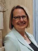 Dr. Bettina Muttelsee-Schön