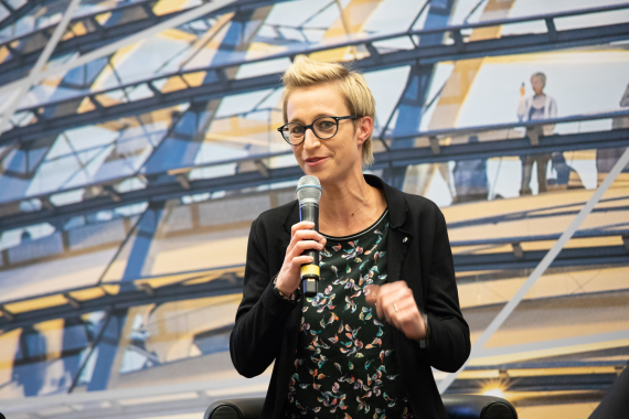 Nadine Schön | Stellvertretende Fraktionsvorsitzende der CDU/CSU-Fraktion im Deutschen Bundestag
