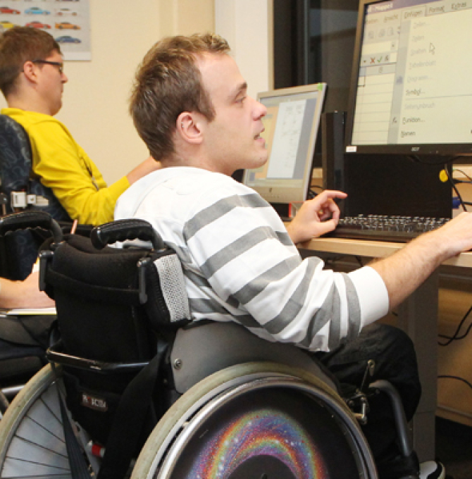 Schwerbehinderte Menschen stärker in den Arbeitsmarkt integrieren