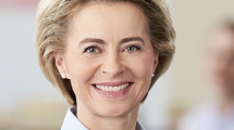 Dr. Ursula von der Leyen Dr. Ursula von der Leyen