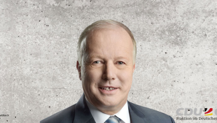 Peter Weiß, arbeitsmarkt- und sozialpolitischer Sprecher der CDU/CSU-Bundestagsfraktion | Fotograf Claudia Thoma Fotografie Waldkirch Peter Weiß ist arbeitsmarkt- und sozialpolitischer Sprecher der CDU/CSU-Bundestagsfraktion