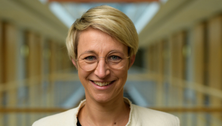 Nadine Schön Nadine Schön