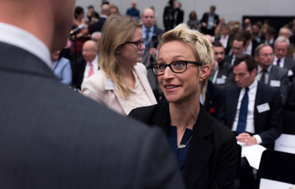 Nadine Schön MdB Stellvertretende Vorsitzende der CDU/CSU-Fraktion im Deutschen Bundestag Kongress Wirtschaft 4.0 – Chancen für Deutschland