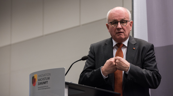 Volker Kauder MdB Vorsitzender der CDU/CSU-Fraktion im Deutschen Bundestag Kongress Wirtschaft 4.0 – Chancen für Deutschland