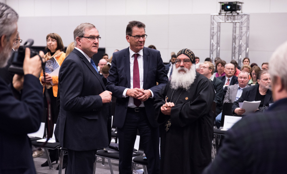 Franz-Josef Jung MdB, Gerd Müller MdB und Bischof Anba Damian Generalbischof der koptisch-orthodoxen Kirche in Deutschland