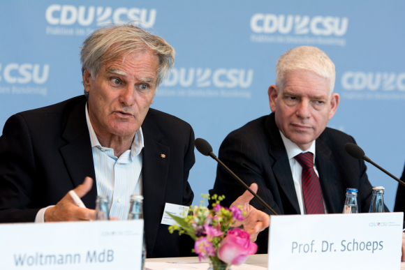 Prof. Dr. Julius H. Schoeps und Dr. Josef Schuster