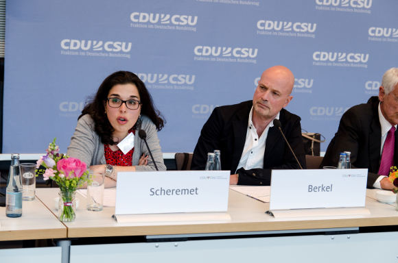 Lisa Scheremet Lehrerin an einer Hauptschule, Niedersachsen und Christian Berkel