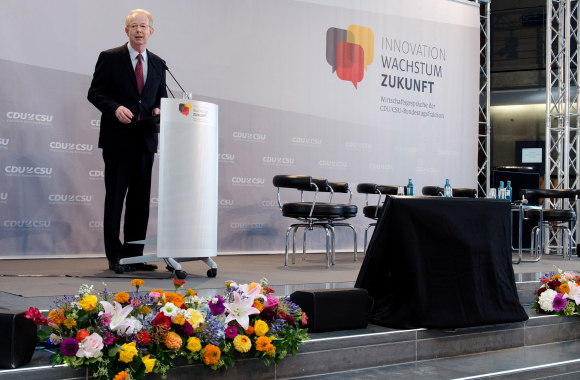 Dr. Marijn E. Dekkers