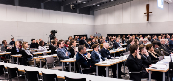 Blick in den Fraktionssitzungssaal Demografiekongress der CDU/CSU-Fraktion im Deutschen Bundestag