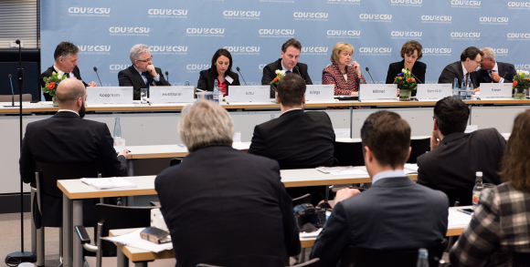 Blick aufs Podium Demografiekongress der CDU/CSU-Fraktion im Deutschen Bundestag