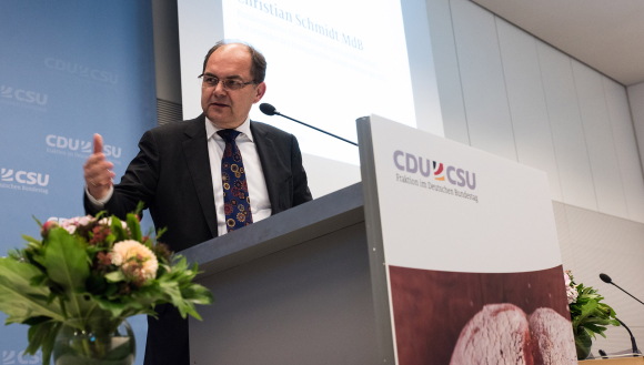 Schlusswort durch Christian Schmidt Bundesminister für Ernährung und Landwirtschaft Schlusswort durch Christian Schmidt Bundesminister für Ernährung und Landwirtschaft