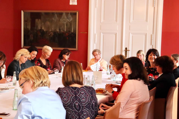 Sitzung der Gruppe der Frauen am 18. Oktober 2018, Gast: Dorothee Bär MdB, Staatsministerin für Digitalisierung | Foto Diana Tuppack | Creative Commons-Lizenz CC BY-ND-4.0 Sitzung der Gruppe der Frauen am 18. Oktober 2018