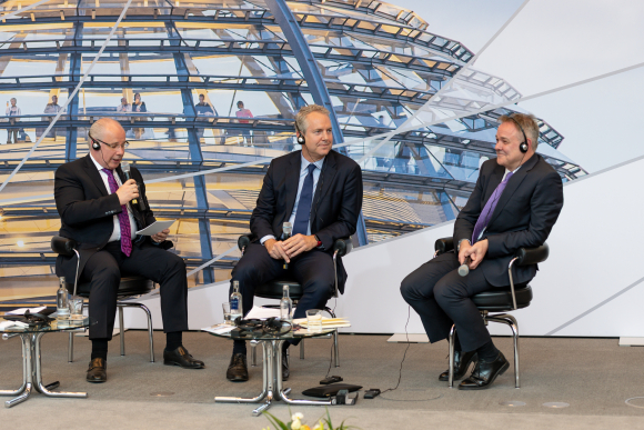 Dr. Georg Kippels MdB | Mitglied im Unterausschuss Globale Gesundheit,  Joe Cerrell | Geschäftsführender Direktor Globale Politik Bill and Melinda Gates Foundation,  Prof. Jeremy Farrar | Direktor Wellcome Trust v.l.n.r.