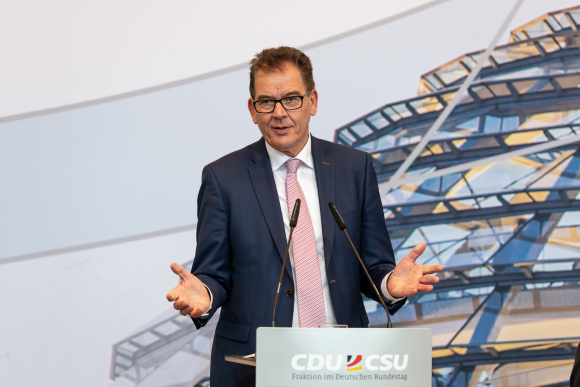 Dr. Gerd Müller MdB Bundesminister für wirtschaftliche Zusammenarbeit und Entwicklung