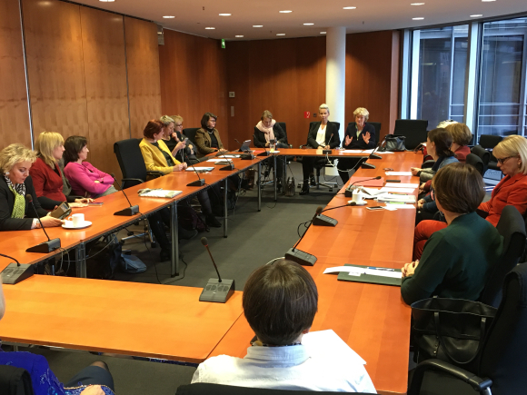 Sondersitzung der Gruppe der Frauen am 17. Dezember 2019 | Thema: Mehr Frauen in die Parlamente | Foto: Diana Tuppack Sondersitzung der Gruppe der Frauen am 17. Dezember 2019 | Thema: Mehr Frauen in die Parlamente | Foto: Diana Tuppack