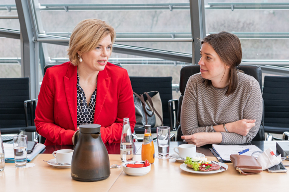 Sitzung der Gruppe der Frauen am 30. Januar 2020 | Gast: Julia Klöckner, Bundesministerin für Ernährung und Landwirtschaft | Foto: CDU/CSU-Fraktion im Deutschen Bundestag, Michael Wittig Sitzung der Gruppe der Frauen am 30. Januar 2020 | Gast: Julia Klöckner, Bundesministerin für Ernährung und Landwirtschaft | Foto: CDU/CSU-Fraktion im Deutschen Bundestag, Michael Wittig