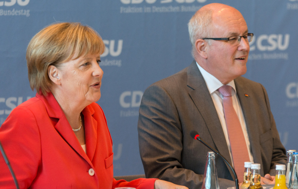 Bundeskanzlerin Angela Merkel und Fraktionsvorsitzender Volker Kauder Bundeskanzlerin Angela Merkel und Fraktionsvorsitzender Volker Kauder