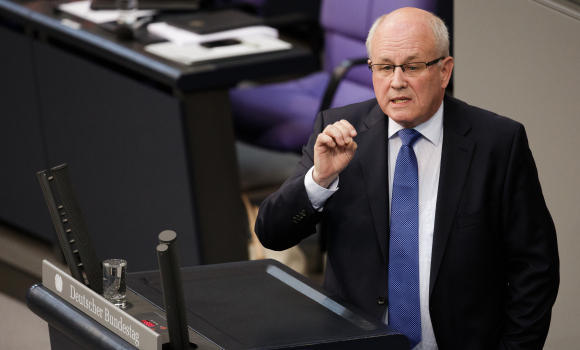 Volker Kauder im Deutschen Bundestag Volker Kauder im Deutschen Bundestag
