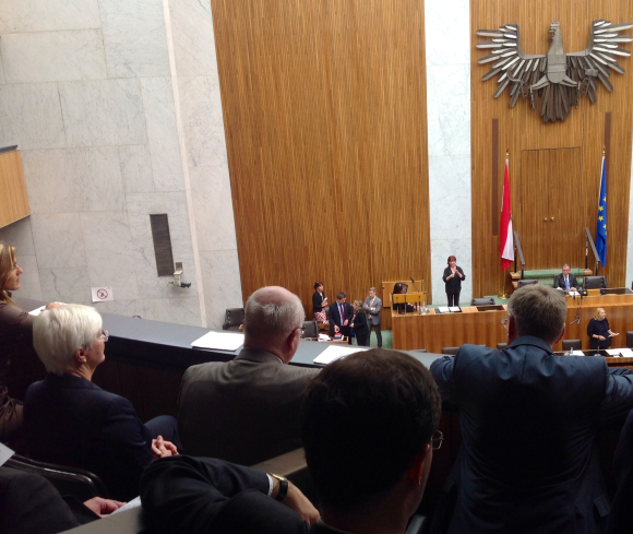 Besuch im österreichischen Parlament Der Geschäftsführende Fraktionsvorstand während seines Besuches im österreichischen Parlament