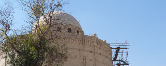 Die sogenannte hängende Kirche ist die älteste koptische Kirche in Kairo. Die sogenannte hängende Kirche ist die älteste koptische Kirche in Kairo.