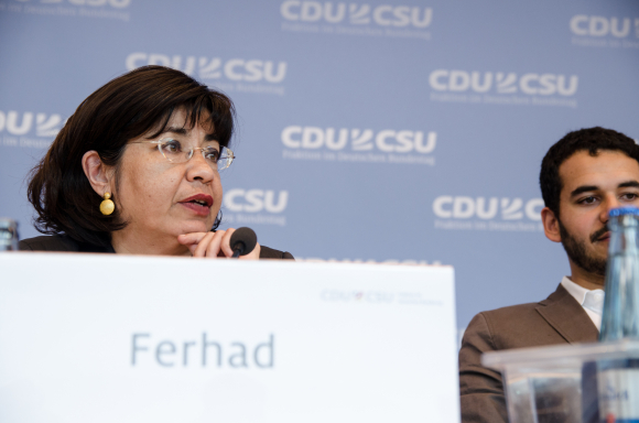 Breschkai Ferhad Neue Deutsche Organisationen