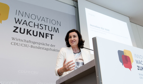 Impuls - Dorothee Bär MdB Parlamentarische Staatssekretärin beim Bundesminister für Verkehr und digitale Infrastruktur