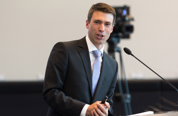 Stefan Müller MdB Parlamentarischer Staatssekretär bei der Bundesministerin für Bildung und Forschung