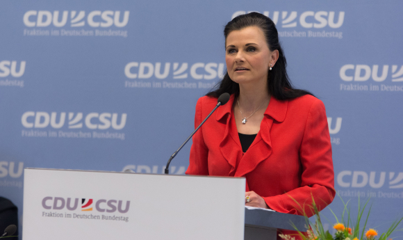 Schlusswort Gitta Connemann MdB Stellvertretende Vorsitzende der CDU/CSU-Fraktion im Deutschen Bundestag Antibiotika, Gitta Connemann, Resistenzen