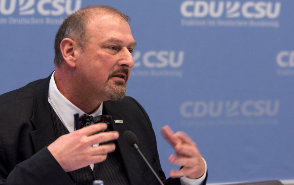 Prof. Dr. Dr. Andreas Hensel Präsident des Bundesinstituts für Risikobewertung Antibiotika, Andreas Hensel, Resistenzen