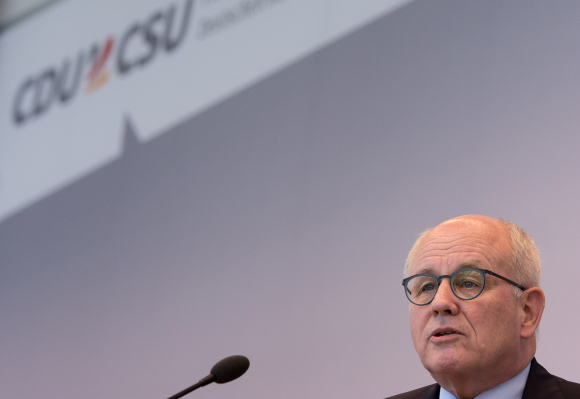 Einführung - Volker Kauder MdB Vorsitzender der CDU/CSU-Fraktion im Deutschen Bundestag TTIP, Kongress, CDU/CSU-Fraktion im Deutschen Bundestag