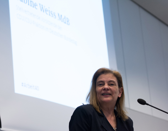 Begrüßung Sabine Weiss MdB Stellvertretende Vorsitzende der CDU/CSU-Fraktion im Deutschen Bundestag