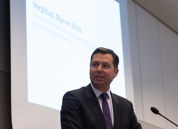 Stephan Mayer MdB Vorsitzender der Arbeitsgruppe Innen der CDU/CSU-Fraktion im Deutschen Bundestag Fachgespräch Verantwortung für Religionsfreiheit – Religiöse Minderheiten in Flüchtlingsheimen besser schützen