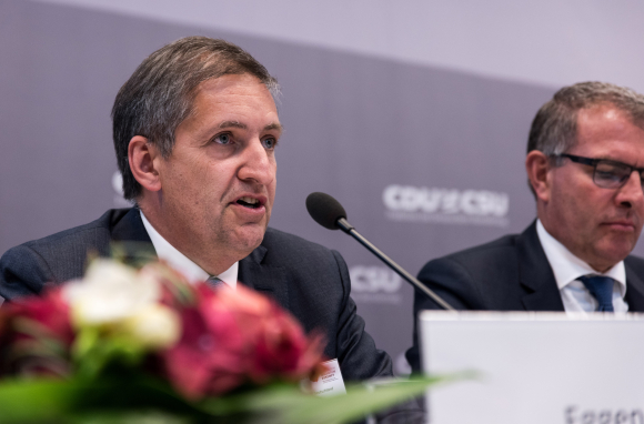 Michael Eggenschwiler Vorsitzender der Geschäftsführung der Flughafen Hamburg GmbH Kongress Neues Luftverkehrskonzept für Deutschland