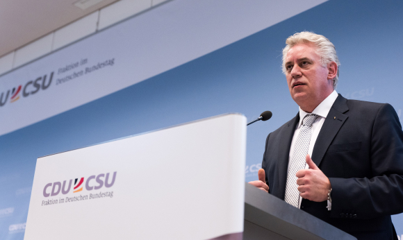 Impulsreferat Perspektive der Praxis und Möglichkeiten der besseren Zusammenarbeit Klaus-Jürgen Lotz Präsident des Bundesinnungsverbands für Orthopädie.Technik