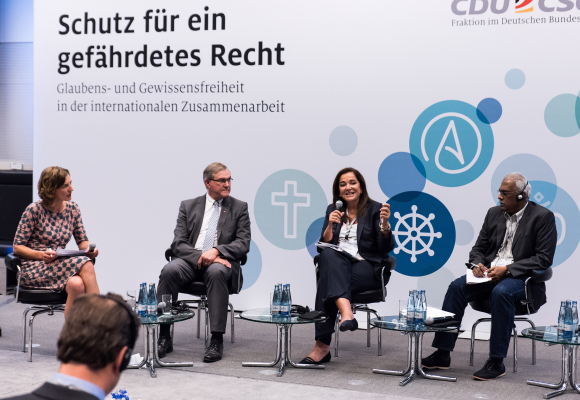 Schutz für ein gefährdetes Recht - Internationale Parlamentarierkonferenz zur Religionsfreiheit Schutz für ein gefährdetes Recht - Internationale Parlamentarierkonferenz zur Religionsfreiheit