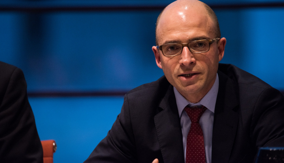 Dr. Benjamin Weigert Ständiger Vertreter des Leiters des Zentralbereichs Finanzstabilität, Deutsche Bundesbank Fachgespräch: 2. Ordnungspolitischer Dialog - Führt mehr Umverteilung zu weniger Ungleichheit?