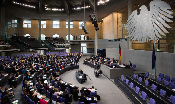 Blick in den Plenarsaal während des Auftakts der Haushaltsberatungen 2014 Blick in den Plenarsaal während des Auftakts der Haushaltsberatungen 2014