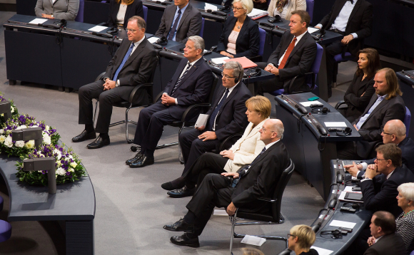 Gedenkstunde "75 Jahre Beginn des 2. Weltkriegs" Gedenkstunde "75 Jahre Beginn des 2. Weltkriegs"