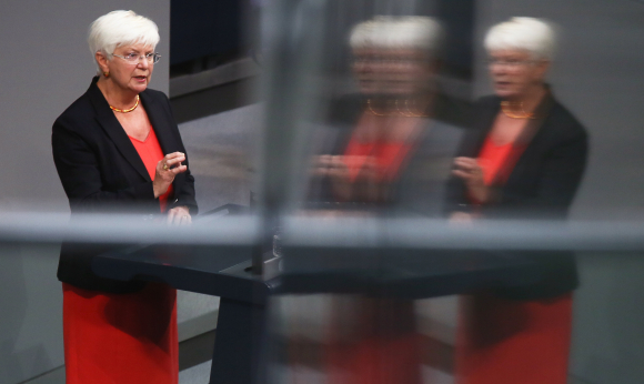 Gerda Hasselfeldt während der Debatte um den Bundeshaushalt 2014