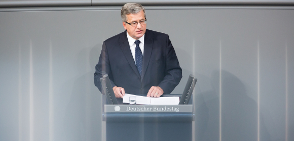 Polnischer Staatspräsident Bronislaw Komorowski während seiner Rede anlässlich der Gedenkveranstaltung "75 Jahre Beginn des 2. Weltkrieges" Polnischer Staatspräsident Bronislaw Komorowski während seiner Rede anlässlich der Gedenkveranstaltung "75 Jahre Beginn des 2. Weltkrieges"
