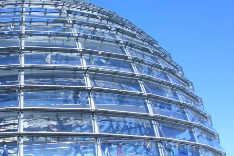 Reichstagskuppel - Halbzeitbilanz 