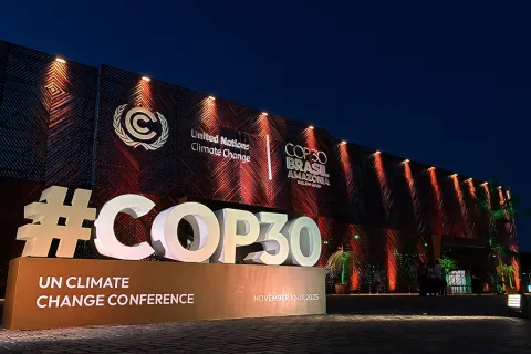 Blick auf das Kongresszentrum während des COP30-Gipfels