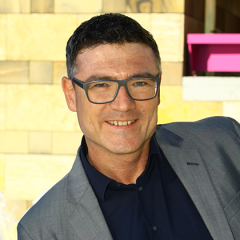 Dr. Stefan Kaufmann Dr. Stefan Kaufmann