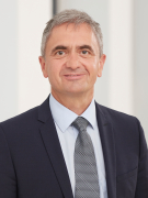 Dr. Uwe Lauber