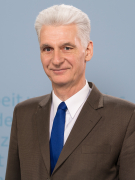 Dr. Rolf Schmachtenberg