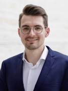 Dr. Bernd Weber