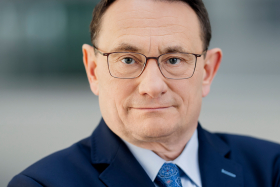 Ulrich Lange twitterfähig