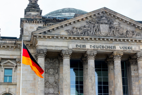 Foto vom Portal des Reichstaggebäudes