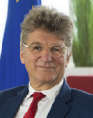 Dr. Peter Dröll